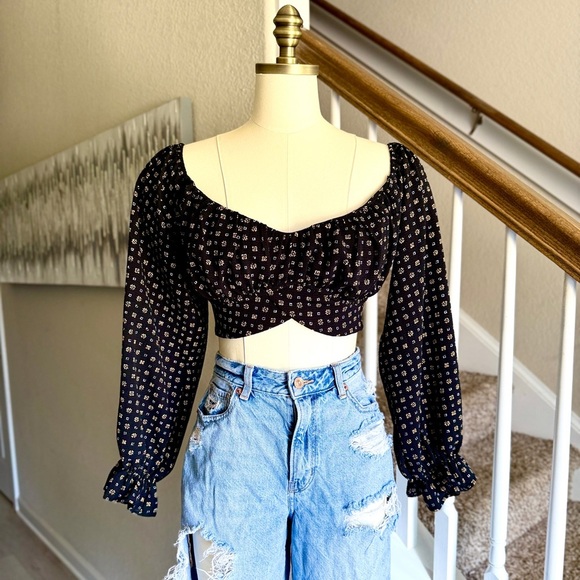 Better Be Boho Floral Crop Top - Size Large - Picture 3 of 6